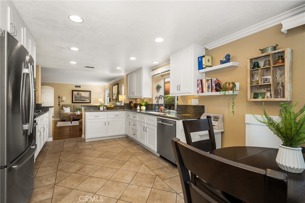 6350 Tiburon Terrace