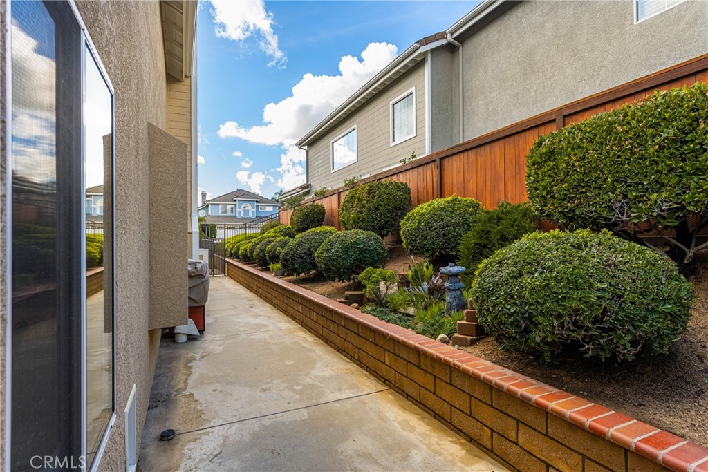 6350 Tiburon Terrace