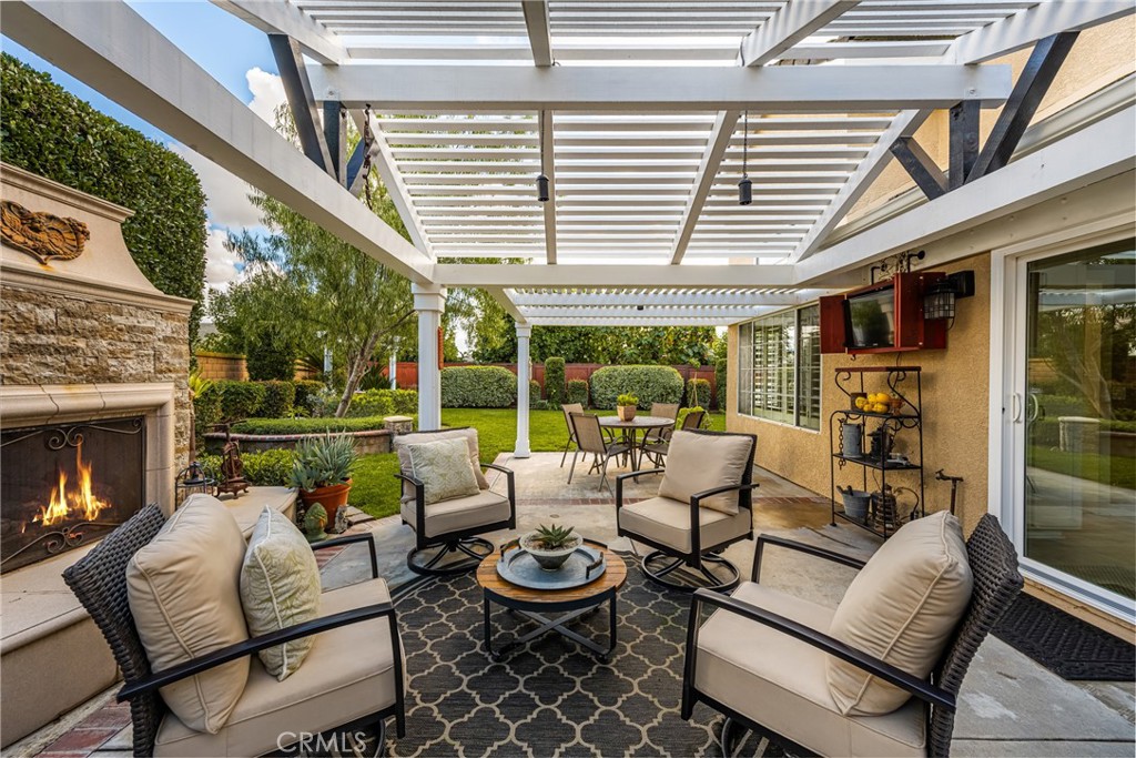 6350 Tiburon Terrace