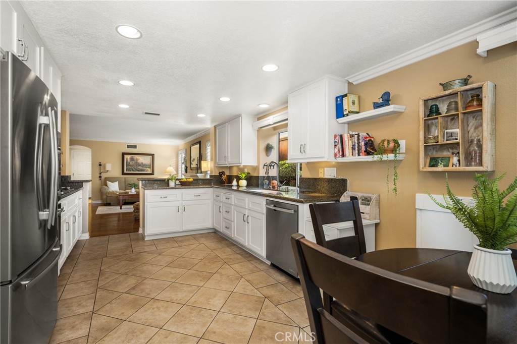 6350 Tiburon Terrace