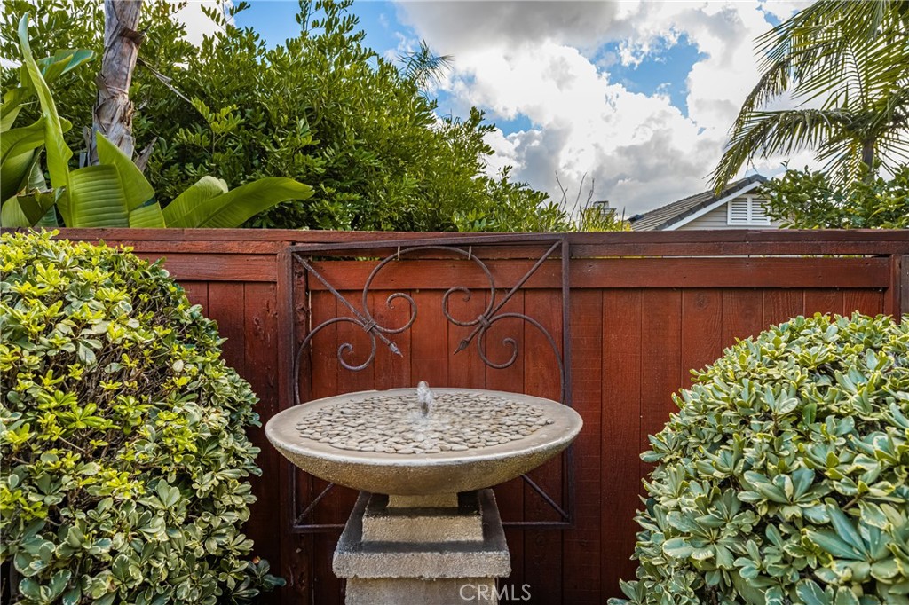 6350 Tiburon Terrace