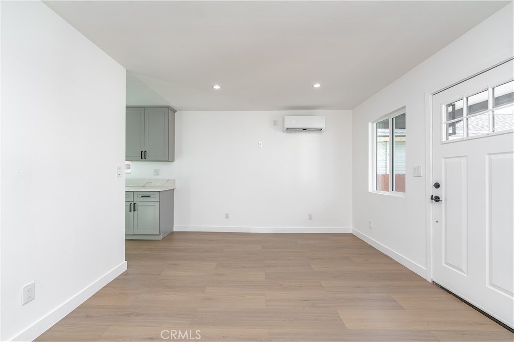 3818 Crawford
