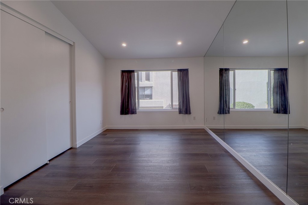 1 Mountain Shadows Place