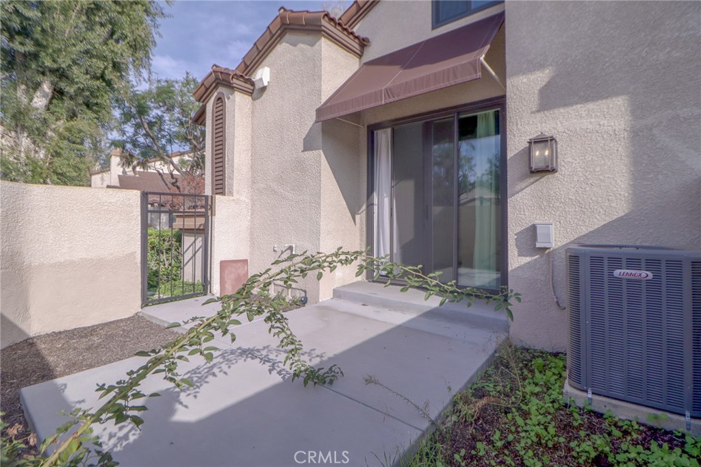 1 Mountain Shadows Place