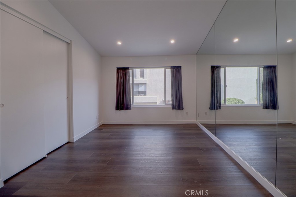 1 Mountain Shadows Place