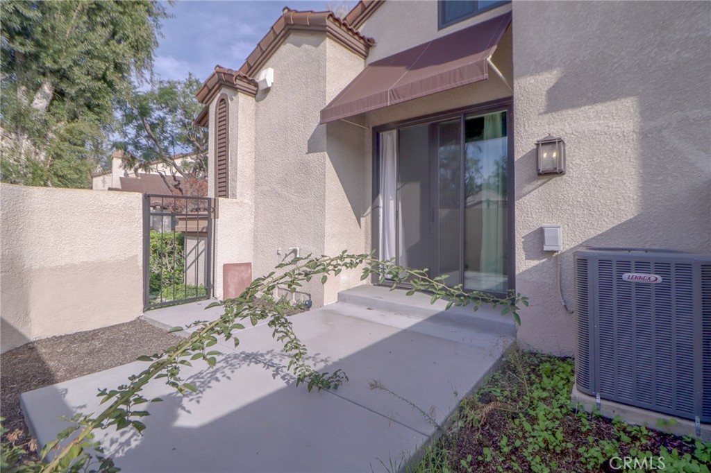 1 Mountain Shadows Place