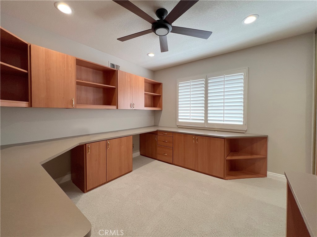 21520 Via La Naranja