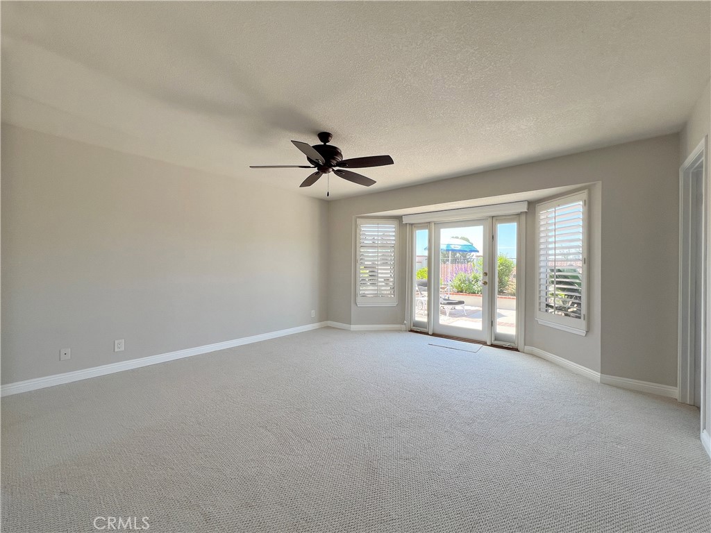 21520 Via La Naranja