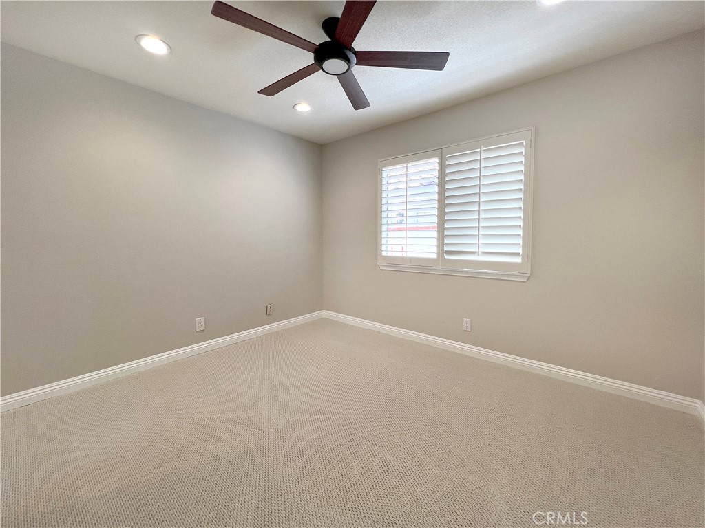 21520 Via La Naranja