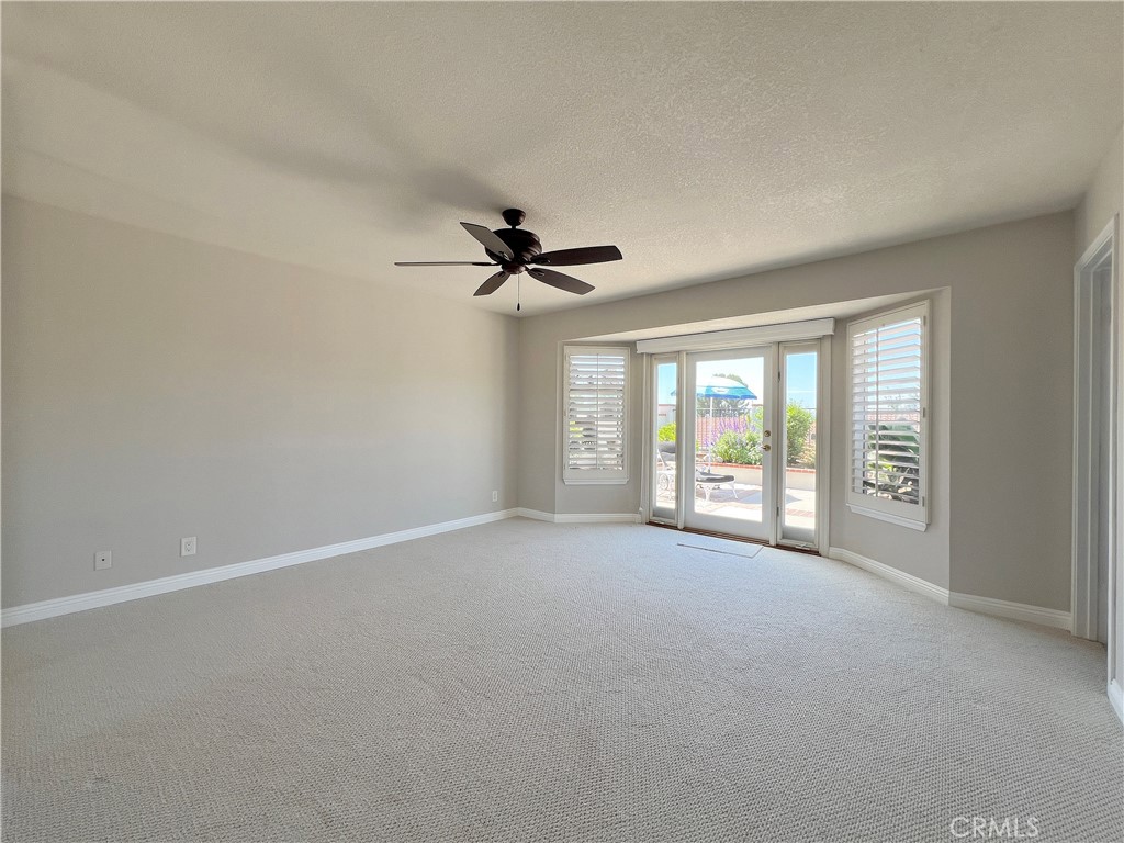 21520 Via La Naranja