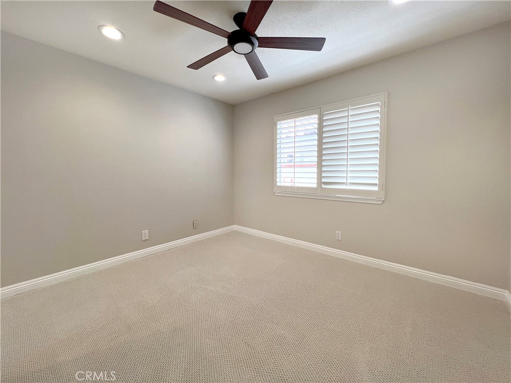 21520 Via La Naranja