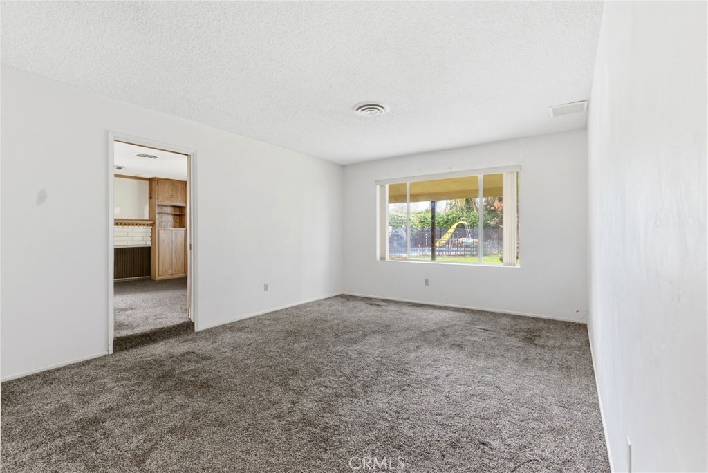 2404 Prestwick Court