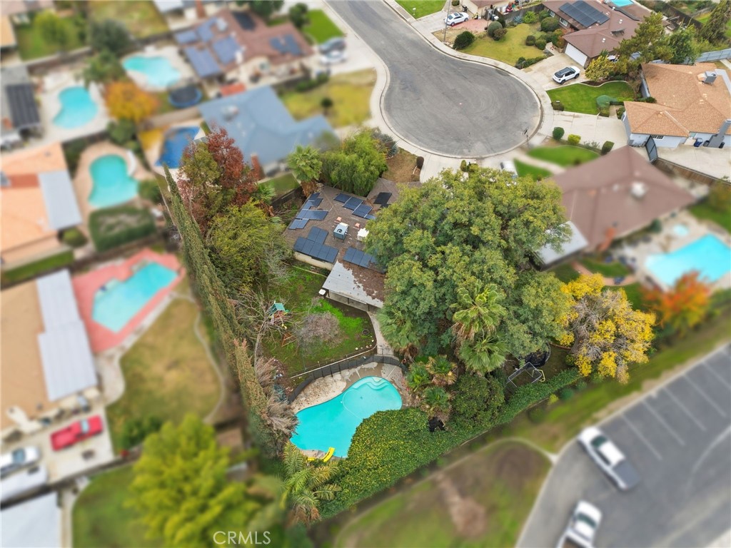 2404 Prestwick Court