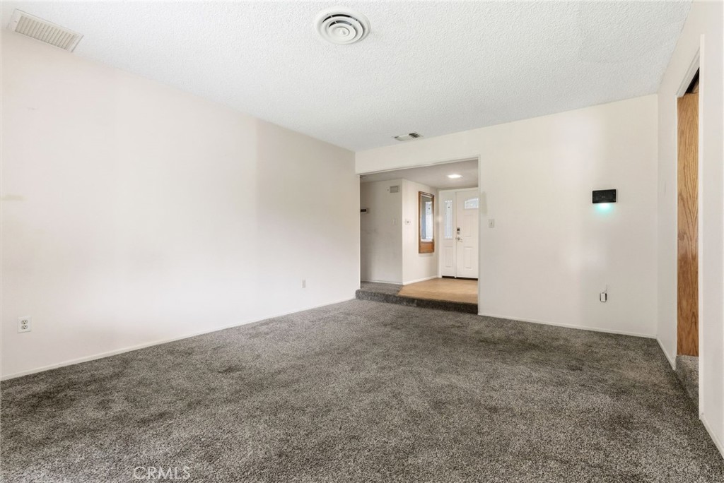 2404 Prestwick Court