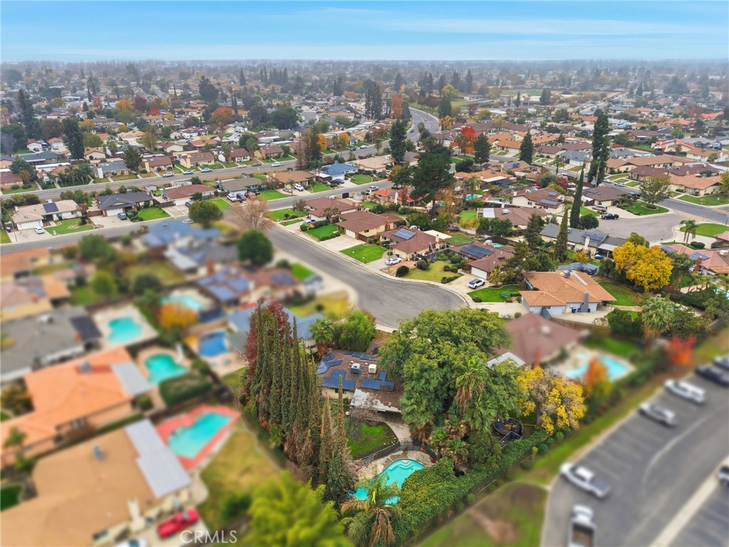 2404 Prestwick Court