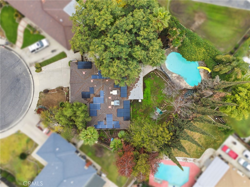 2404 Prestwick Court