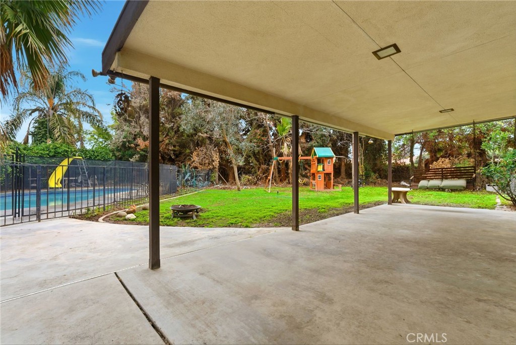 2404 Prestwick Court