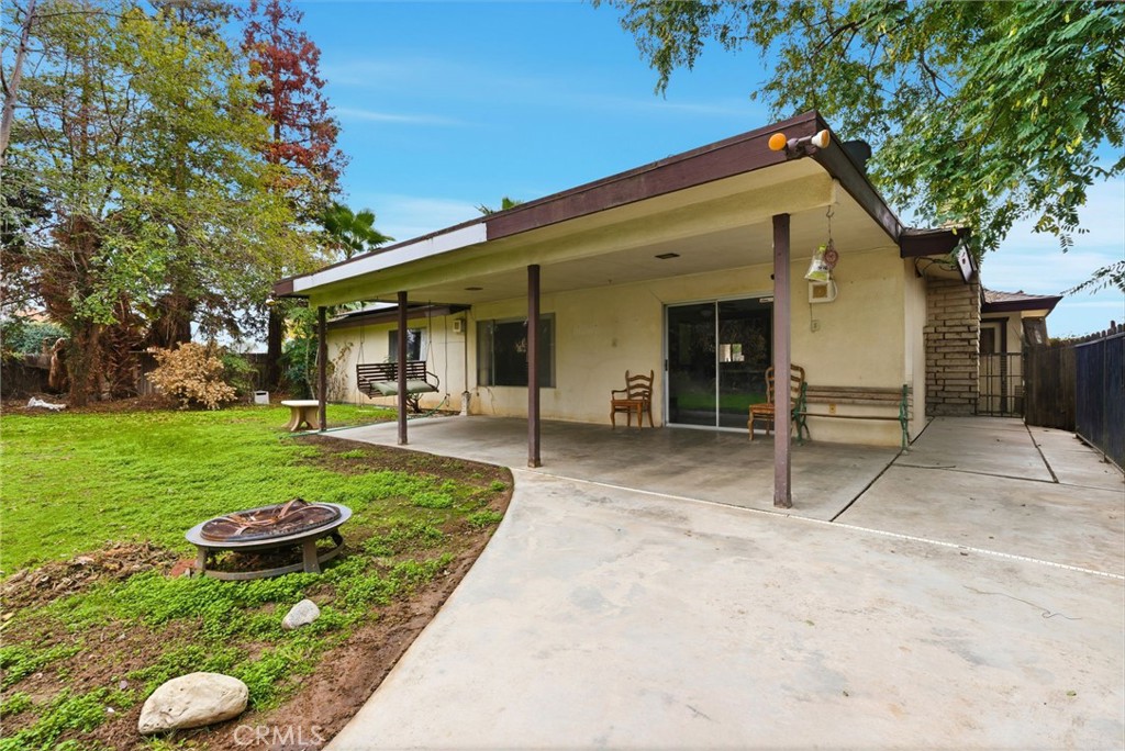 2404 Prestwick Court