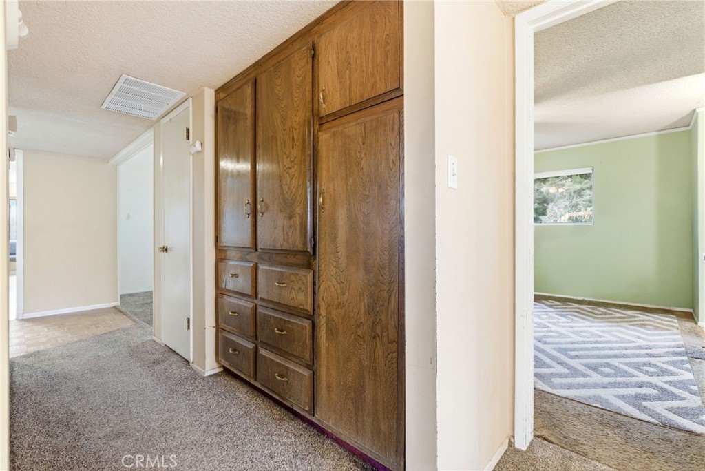 2404 Prestwick Court