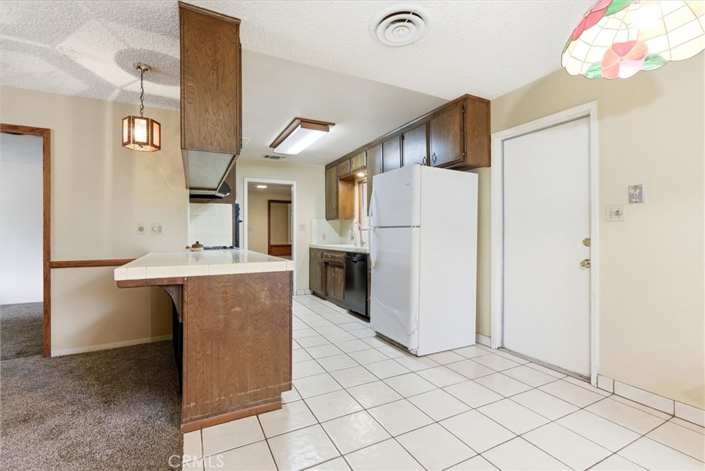 2404 Prestwick Court