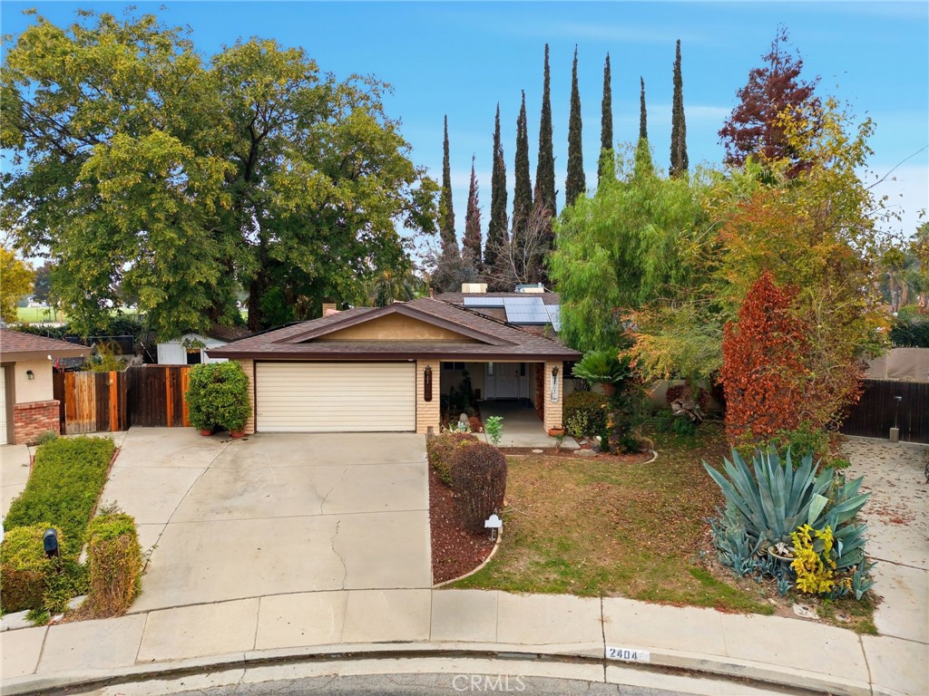 2404 Prestwick Court