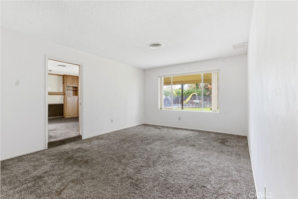 2404 Prestwick Court