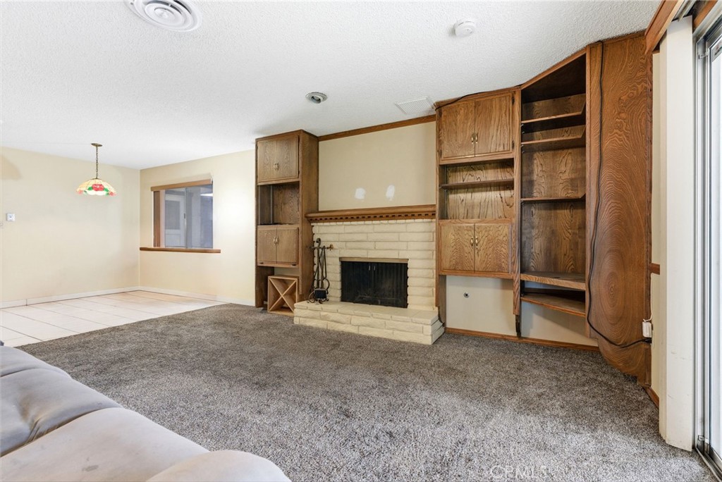 2404 Prestwick Court