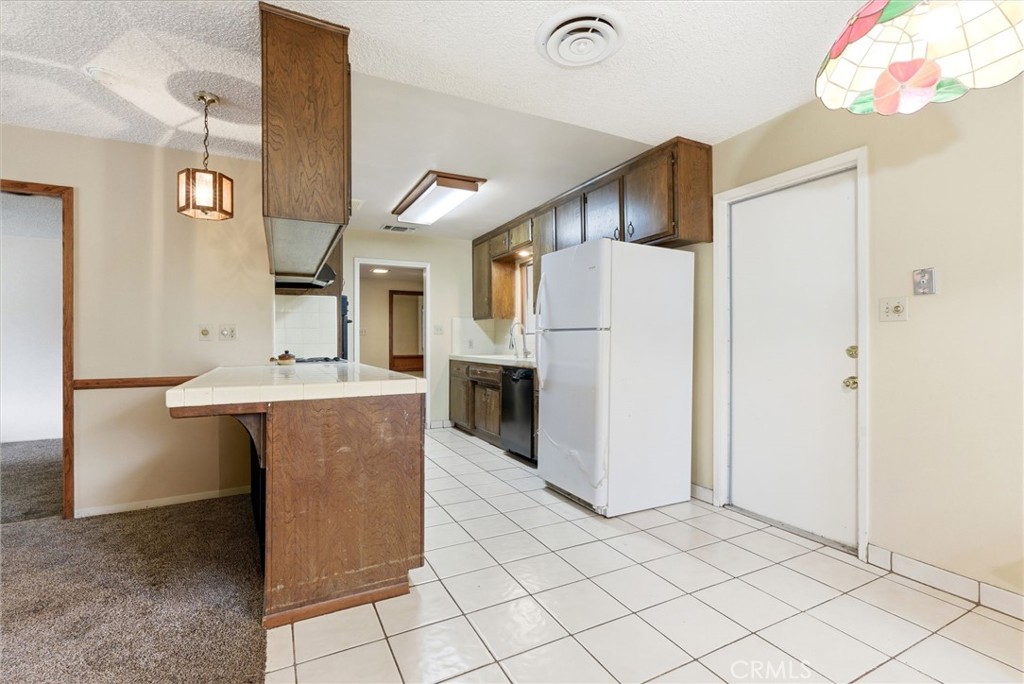 2404 Prestwick Court