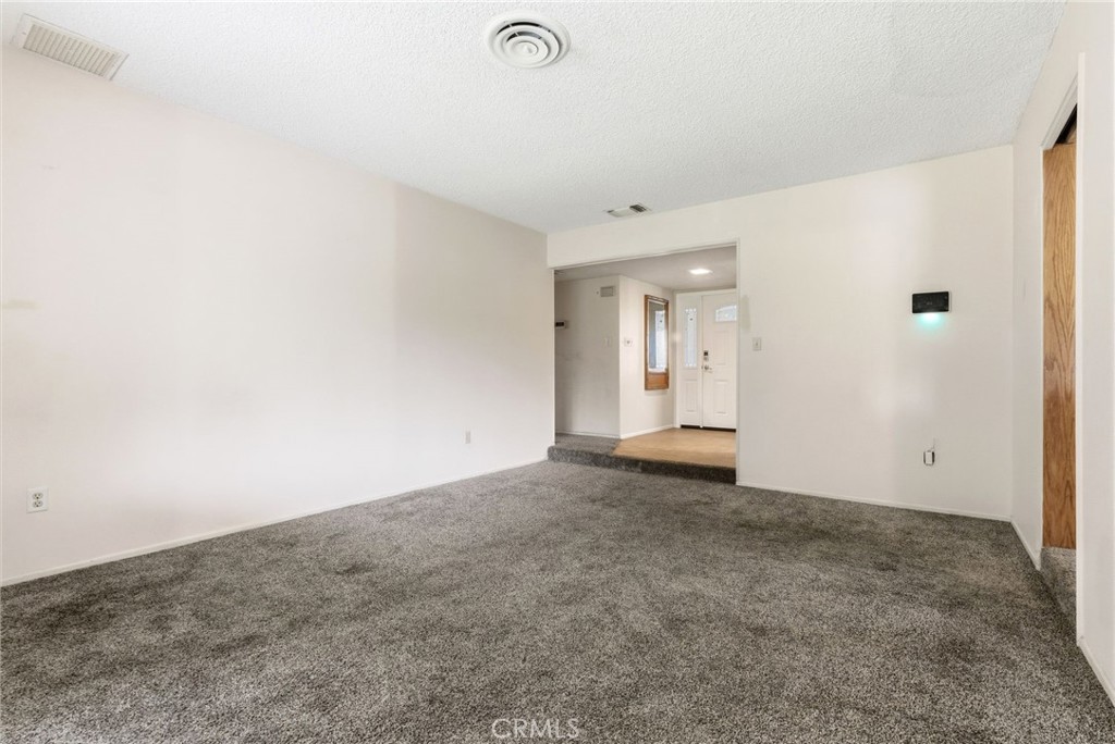 2404 Prestwick Court