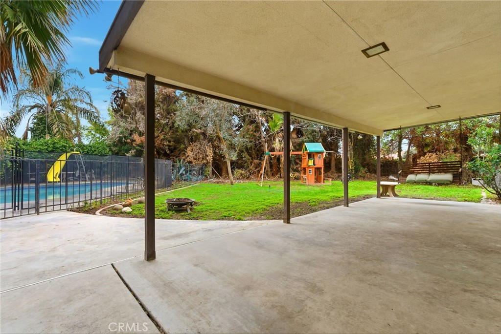 2404 Prestwick Court