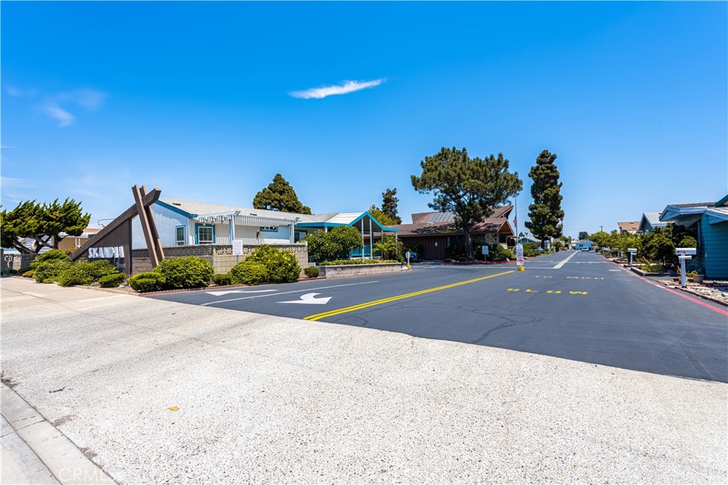 16444 Bolsa Chica 51