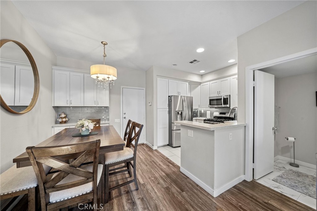 839 S Yellowstone Way