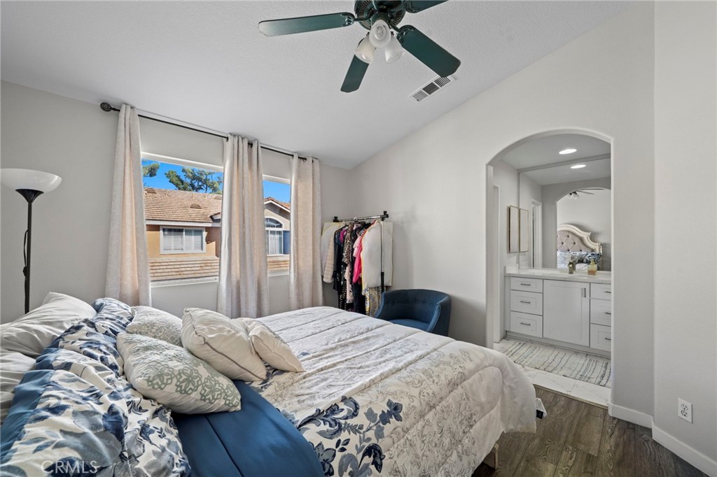 839 S Yellowstone Way