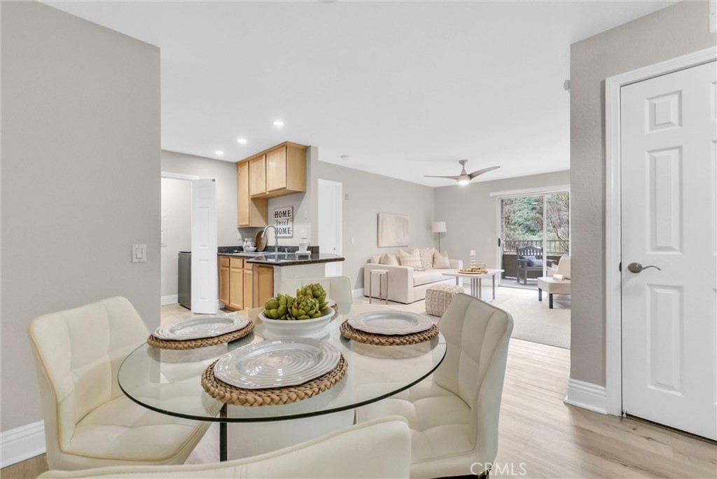 2450 San Gabriel Way 208