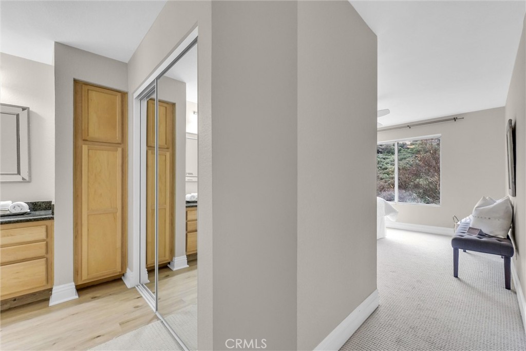 2450 San Gabriel Way 208