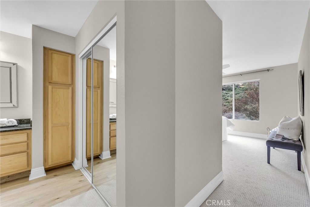 2450 San Gabriel Way 208