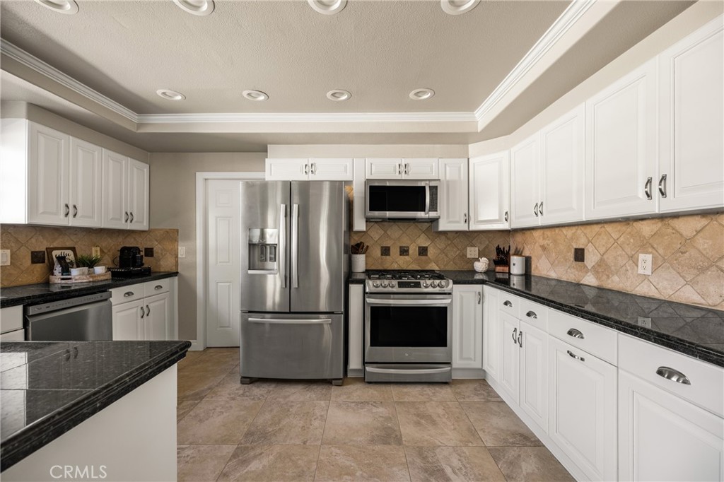 3019 Sheffield Place