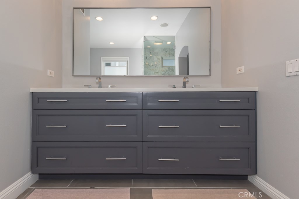 831 Frankfort Avenue