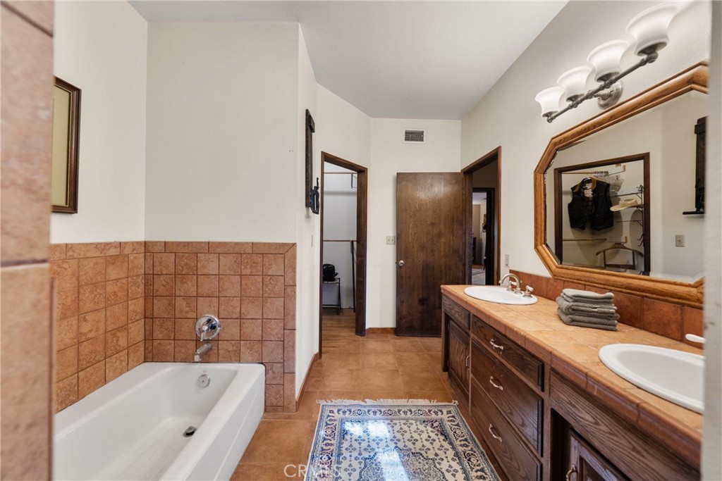 6091 Appaloosa Avenue