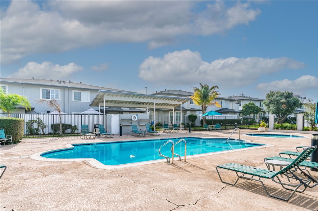 1845 Anaheim Avenue 9B