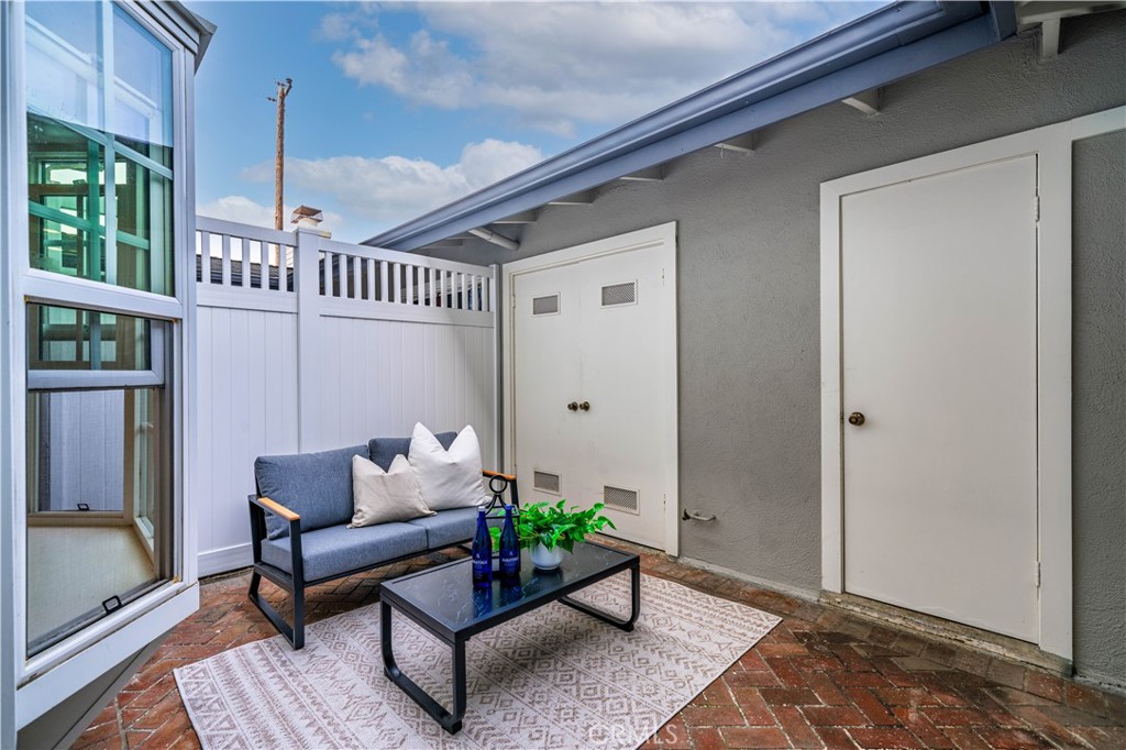 1845 Anaheim Avenue 9B