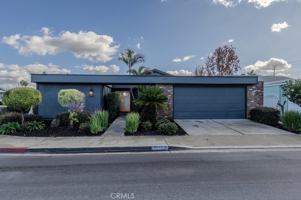 14452 Denbigh Lane