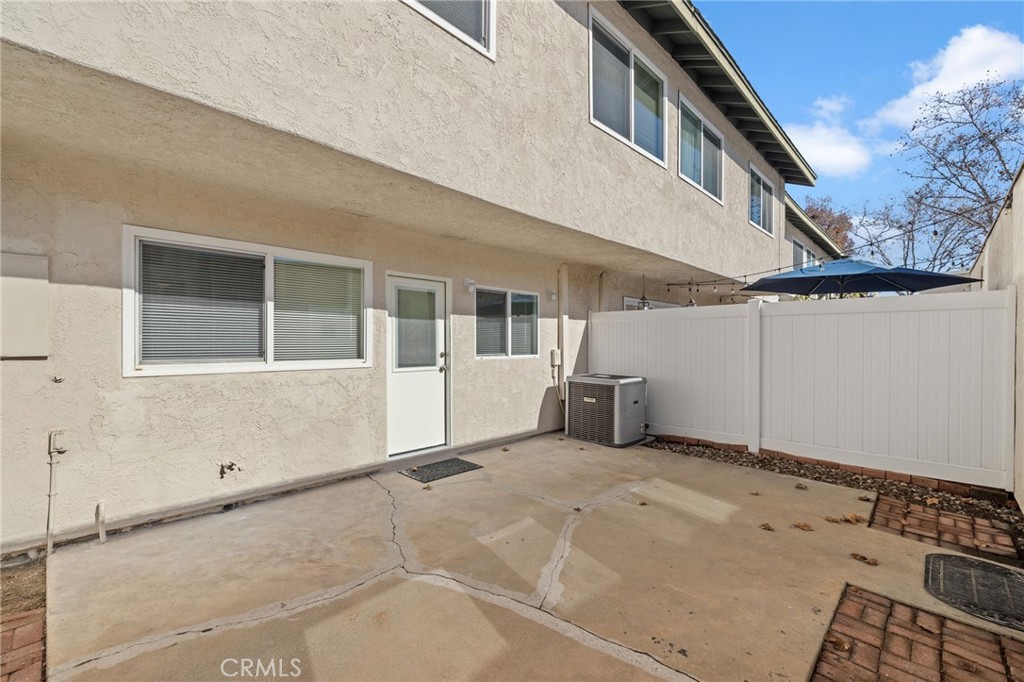 1667 Honeywood Court