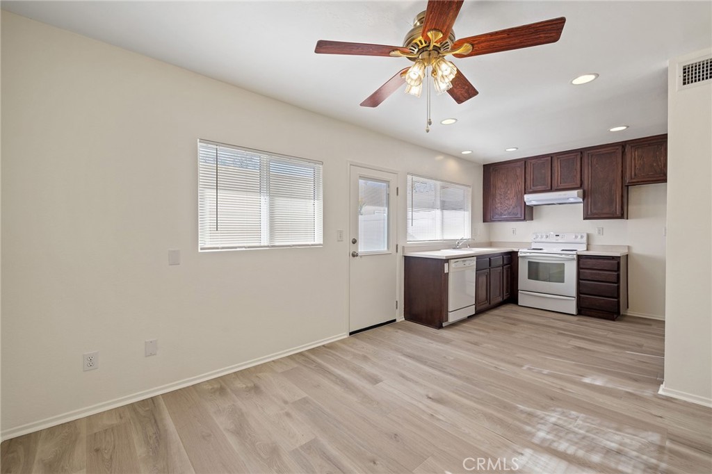 1667 Honeywood Court