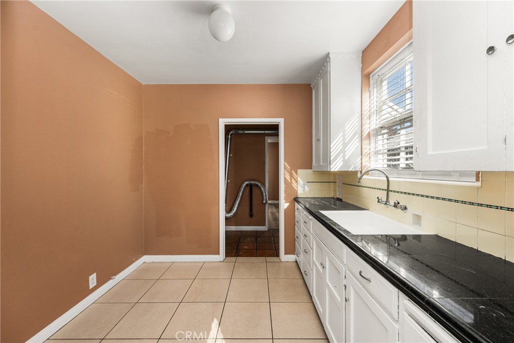 801 W 17th Street