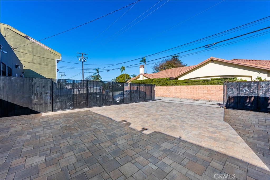 801 W 17th Street