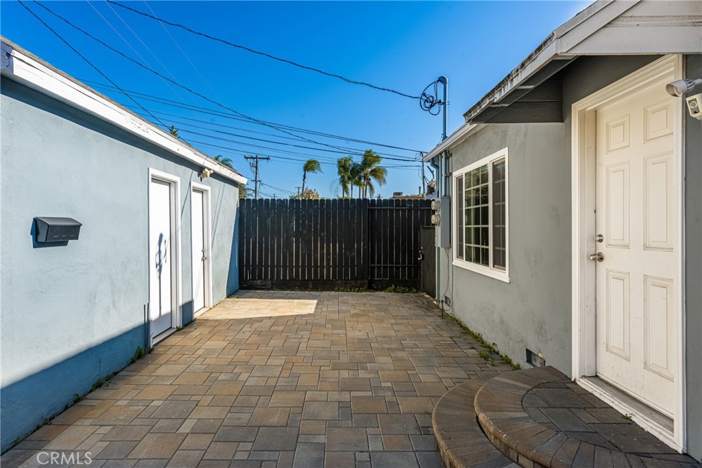 801 W 17th Street