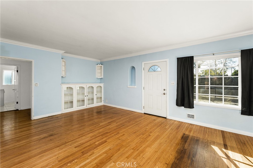 801 W 17th Street