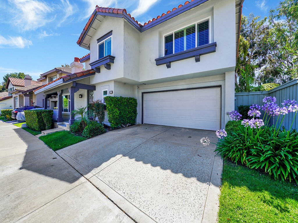 304 N Hickory Branch Lane