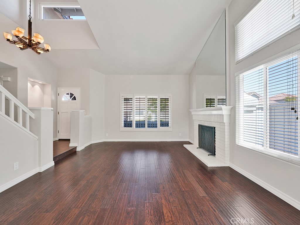 304 N Hickory Branch Lane